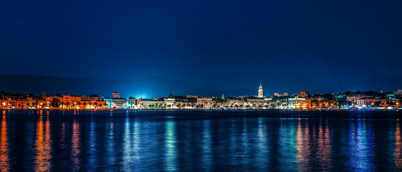 Eva Split Sunset City View Teracce Buitenkant foto